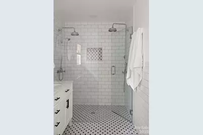 2215 Chatham Avenue, Charlotte, NC 28205 - Photo 5