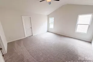 8815 1st Run Ct, Charlotte, NC 28215 - Photo 17