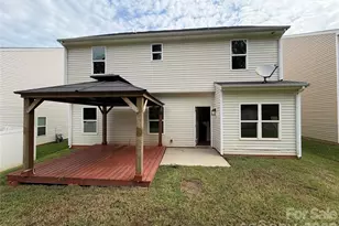 8815 1st Run Ct, Charlotte, NC 28215 - Photo 5