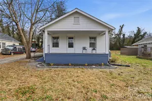 358 N Cleghorn St, Rutherfordton, NC 28139 - Photo 1