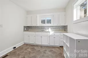 358 N Cleghorn St, Rutherfordton, NC 28139 - Photo 21