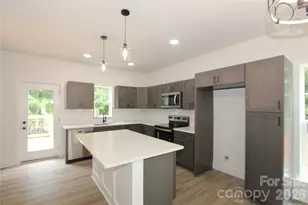 1074 Lyndsey Brook Ct, Lincolnton, NC 28092 - Photo 5