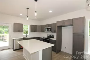 1074 Lyndsey Brook Ct, Lincolnton, NC 28092 - Photo 7