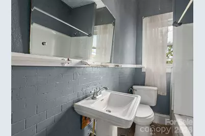 2652 Hendersonville Road, Arden, NC 28704 - Photo 13
