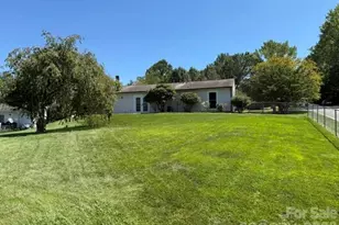 204 Scottlynn Dr, Asheville, NC 28806 - Photo 9