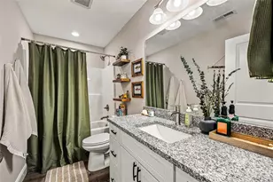 619 Edgewood Ave, Hendersonville, NC 28792 - Photo 21