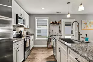 619 Edgewood Ave, Hendersonville, NC 28792 - Photo 19