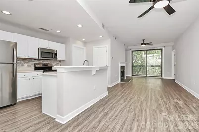 718 W Trade Street #409, Charlotte, NC 28202 - Photo 13