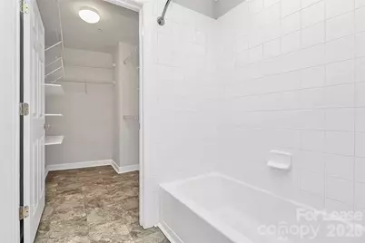 718 W Trade Street #409, Charlotte, NC 28202 - Photo 29