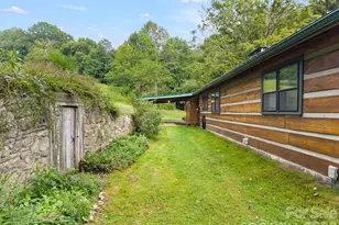 1061 Indian Trl Rd, Mars Hill, NC 28754 - Photo 43