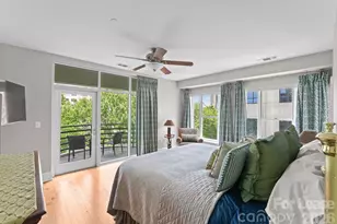 400 N Church St, Charlotte, NC 28202 - Photo 13