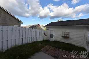 1055 Writers Way, Cornelius, NC 28031 - Photo 15
