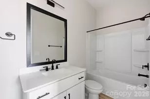 1515 Robin Rd, Newton, NC 28658 - Photo 5