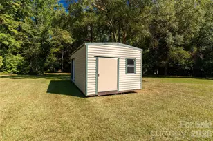 2019 Green Peach Rd, Lancaster, SC 29720 - Photo 27