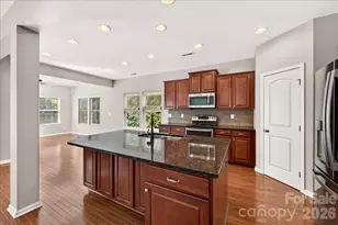 2001 Madeira Cir, Waxhaw, NC 28173 - Photo 5
