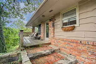 70 Dogwood Dr, Hendersonville, NC 28791 - Photo 27