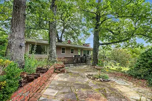 70 Dogwood Dr, Hendersonville, NC 28791 - Photo 43