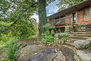 70 Dogwood Dr, Hendersonville, NC 28791 - Photo 31