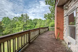 70 Dogwood Dr, Hendersonville, NC 28791 - Photo 29