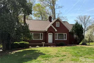 1631 Maple Ave, Albemarle, NC 28001 - Photo 3