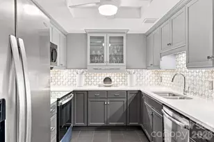 2222 Selwyn Ave, Charlotte, NC 28207 - Photo 11
