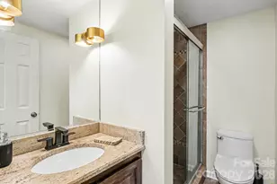 2222 Selwyn Ave, Charlotte, NC 28207 - Photo 23