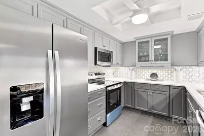 2222 Selwyn Avenue #603, Charlotte, NC 28207 - Photo 13