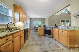 4004 River Falls Dr, Lowell, NC 28098 - Photo 11