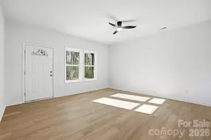 147 W Pine St, Norwood, NC 28128 - Photo 9