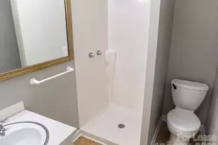2143 Finchley Dr, Charlotte, NC 28215 - Photo 7