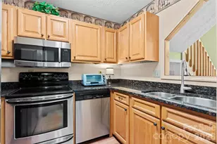 184 Mountain Club Dr, Vilas, NC 28692 - Photo 11