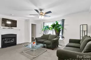 28 Chapel Park Rd, Asheville, NC 28803 - Photo 11