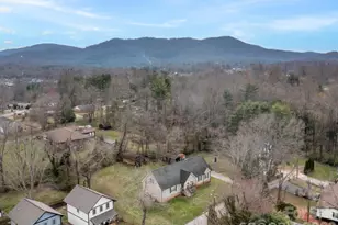 28 Chapel Park Rd, Asheville, NC 28803 - Photo 1