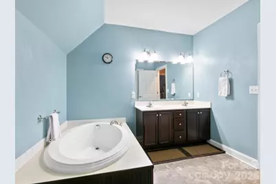28 Chapel Park Road, Asheville, NC 28803 - Photo 27