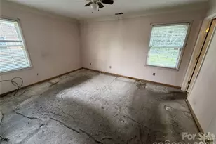 6625 Woodfield Dr, Charlotte, NC 28215 - Photo 21
