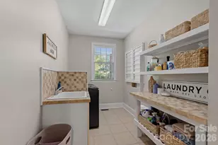 3850 Oakdale Rd, Charlotte, NC 28216 - Photo 17