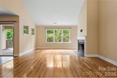 156 B Wash Creek Drive, Hendersonville, NC 28739 - Photo 5