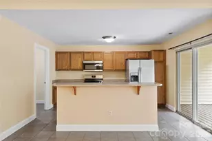 156 B Wash Creek Dr, Hendersonville, NC 28739 - Photo 11
