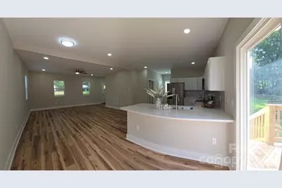 2728 Crawford Avenue, Gastonia, NC 28052 - Photo 5