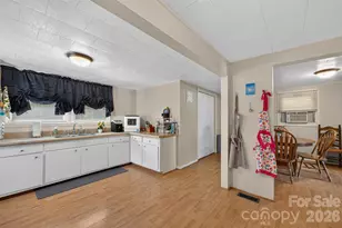 314 22nd St Ct SE, Hickory, NC 28602 - Photo 17