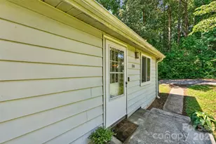 314 22nd St Ct SE, Hickory, NC 28602 - Photo 5
