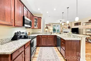 19 Oakhaven Terrace, Asheville, NC 28803 - Photo 21