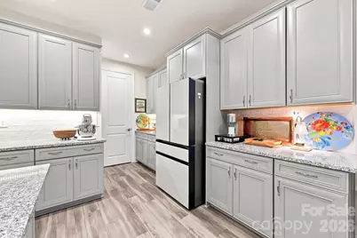 7106 Overjoyed Crossing, Charlotte, NC 28215 - Photo 17
