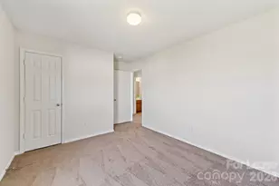 8605 Redding Glen Ave, Charlotte, NC 28216 - Photo 23