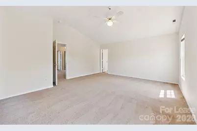 8605 Redding Glen Avenue, Charlotte, NC 28216 - Photo 17
