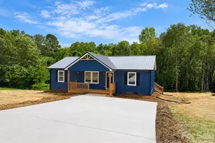 2953 Link Dr, Granite Falls, NC 29630 - Photo 1
