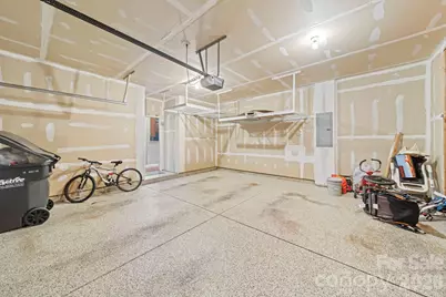 3342 Park South Station Boulevard, Charlotte, NC 28210 - Photo 27