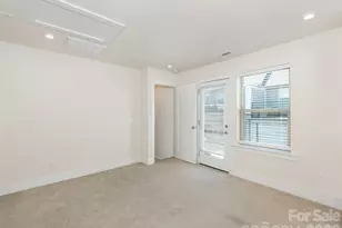 16023 Roscoe Ln, Charlotte, NC 28204 - Photo 19