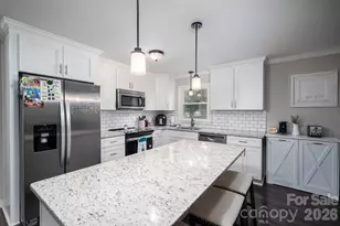 1718 Woolie Rd, Lincolnton, NC 28092 - Photo 5