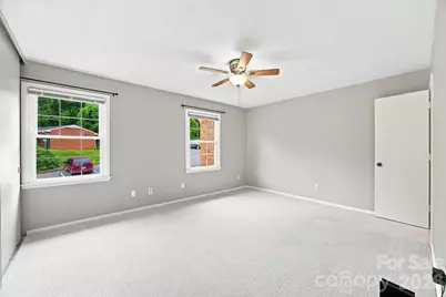 4603 Hedgemore Drive, Charlotte, NC 28209 - Photo 9